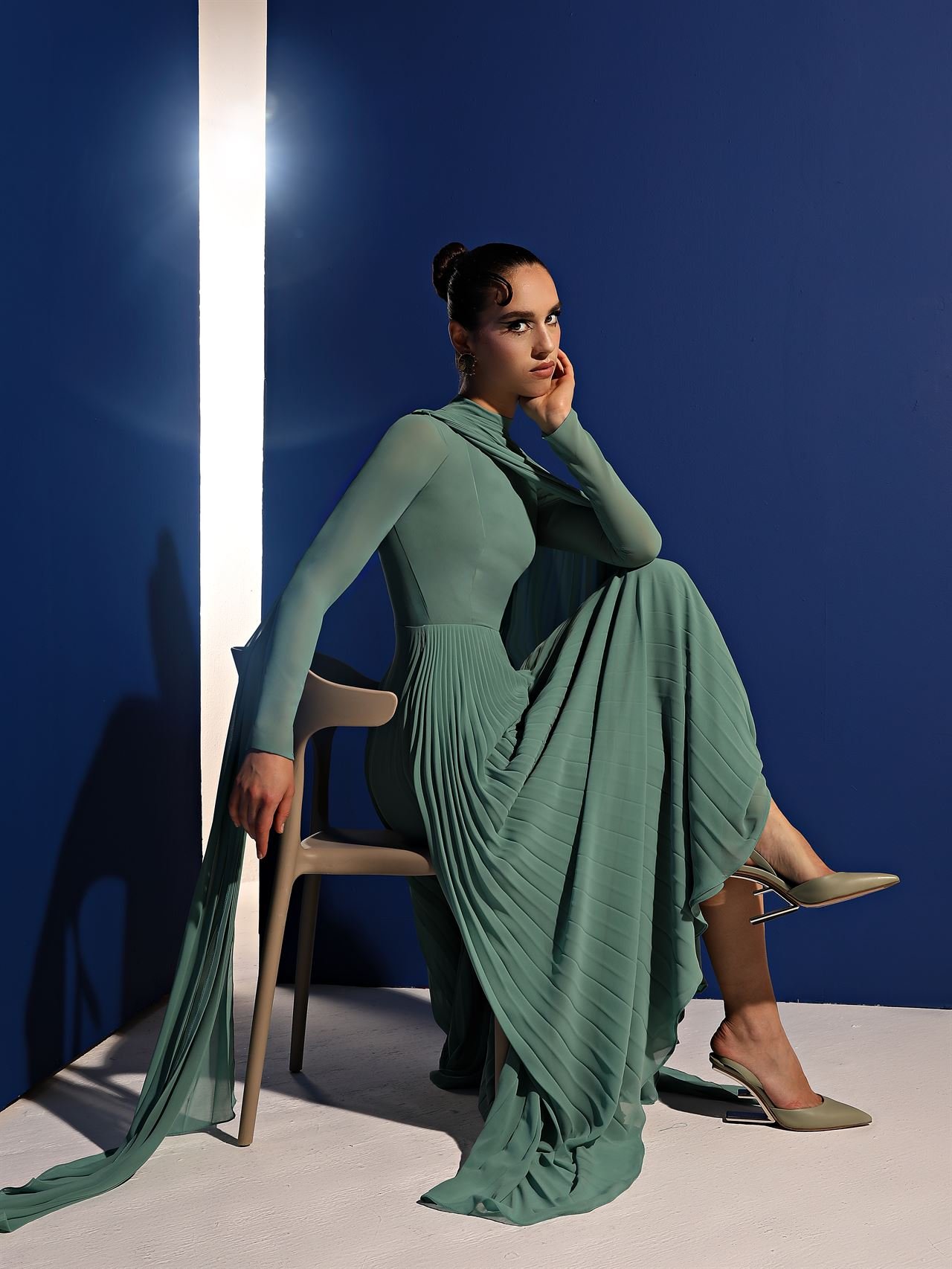 REVERIE 3 REVERIE - Image 3