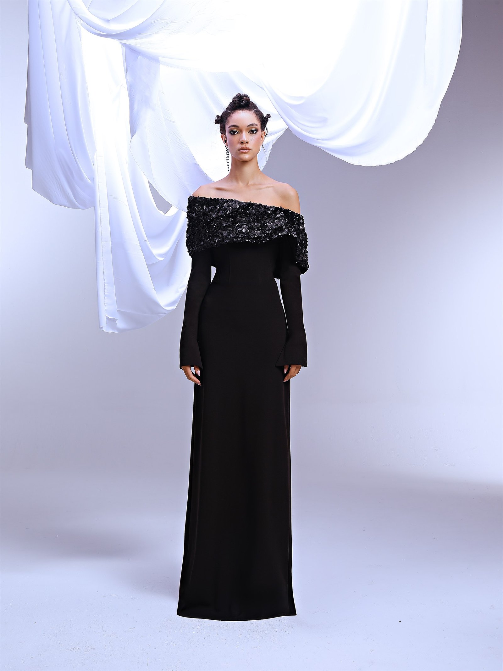 VIVIENE -BLACK 1 VIVIENE -BLACK